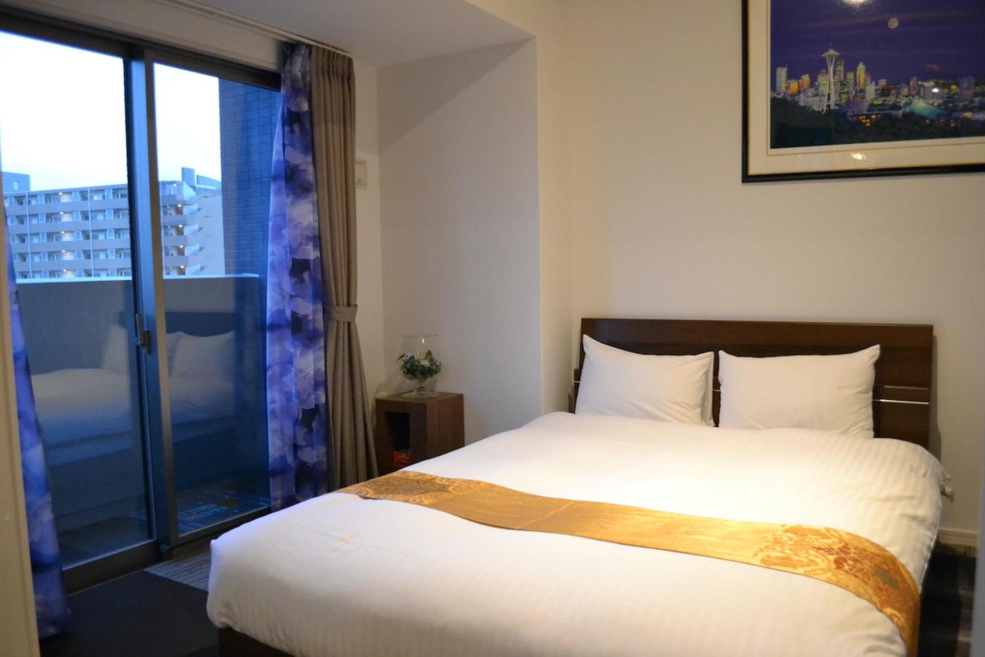 A.T. Hotel Hakata Fukuoka  Rum bild