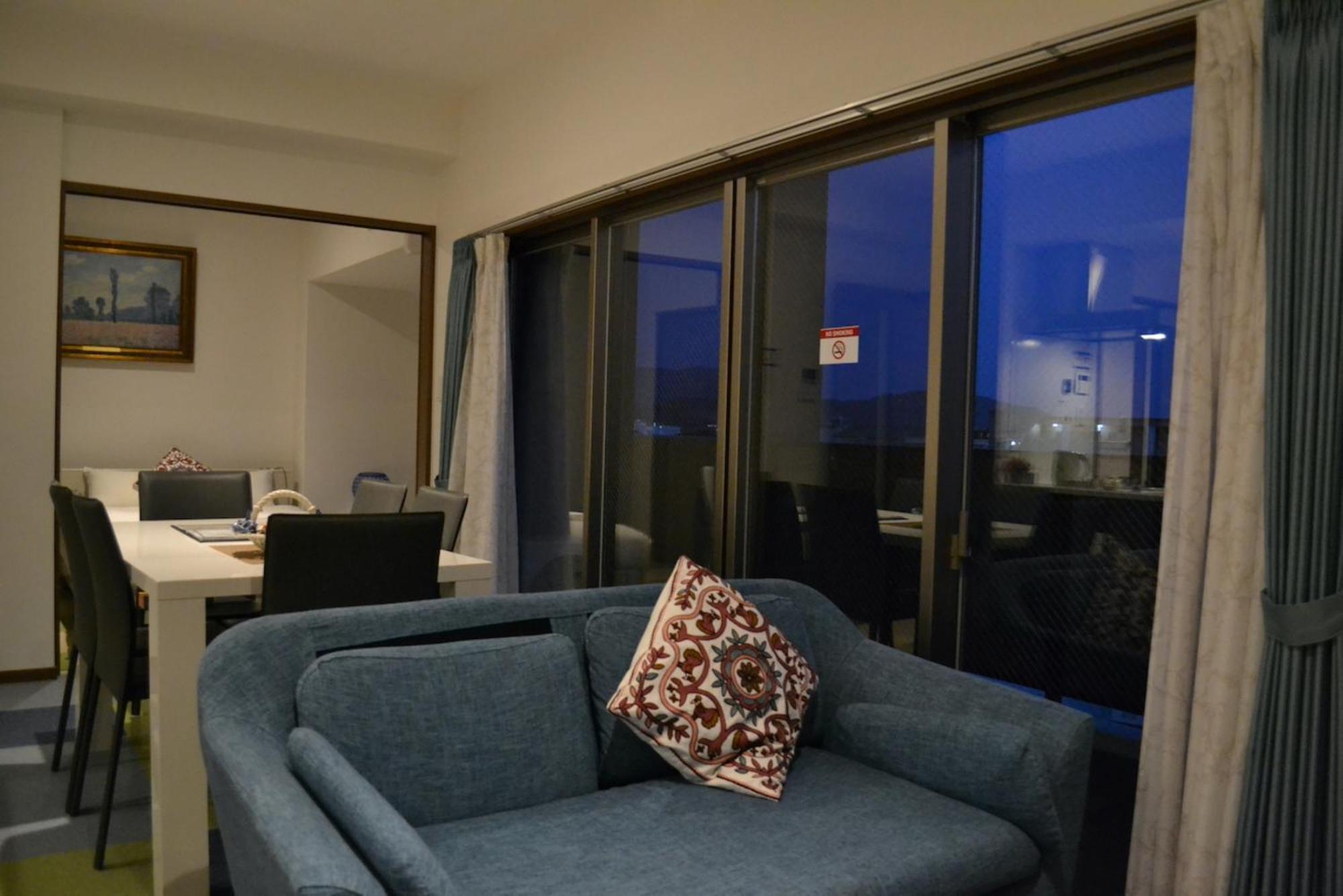 A.T. Hotel Hakata Fukuoka  Rum bild